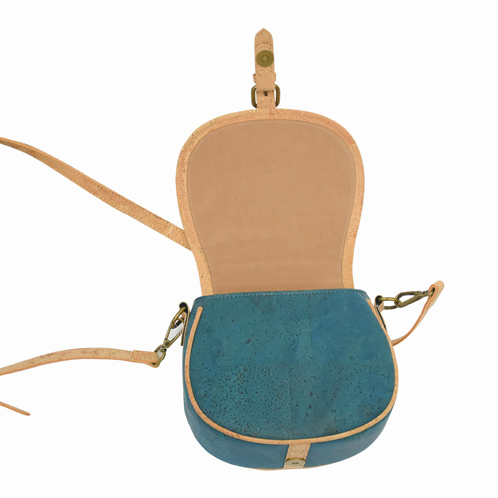 cork handbag heart shape green color sustainable vegan bags-7