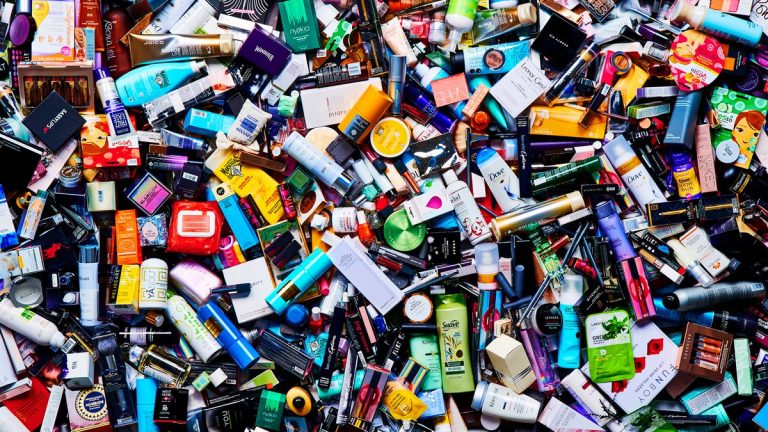 Cosmetic packaging pollution